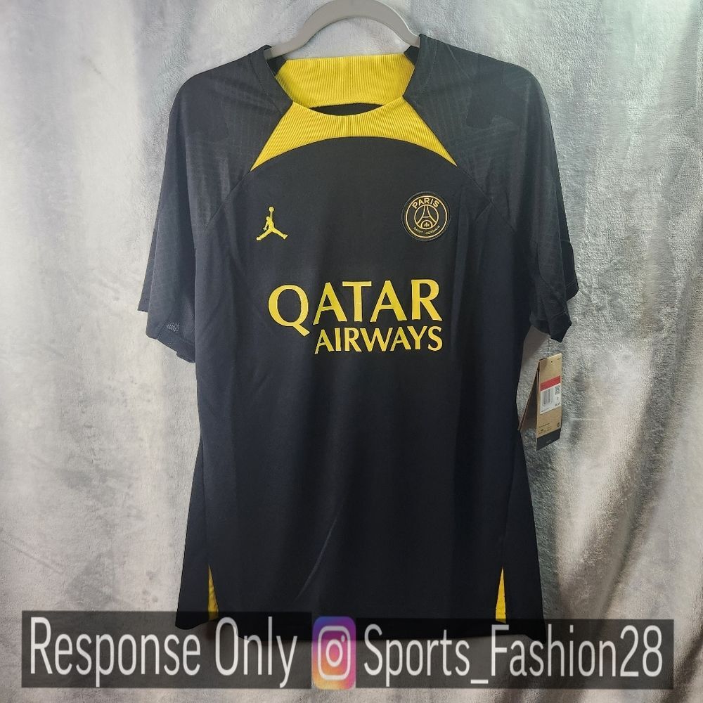 Jordan Dri-FIT Knit Soccer Top Paris Saint-Germain Strike in Black, Size Large